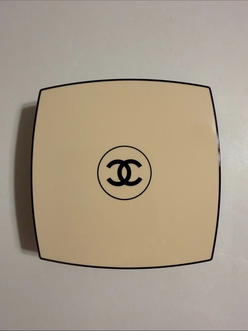 CHANEL classic compact