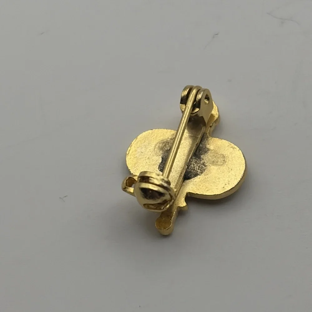 N/A pin has