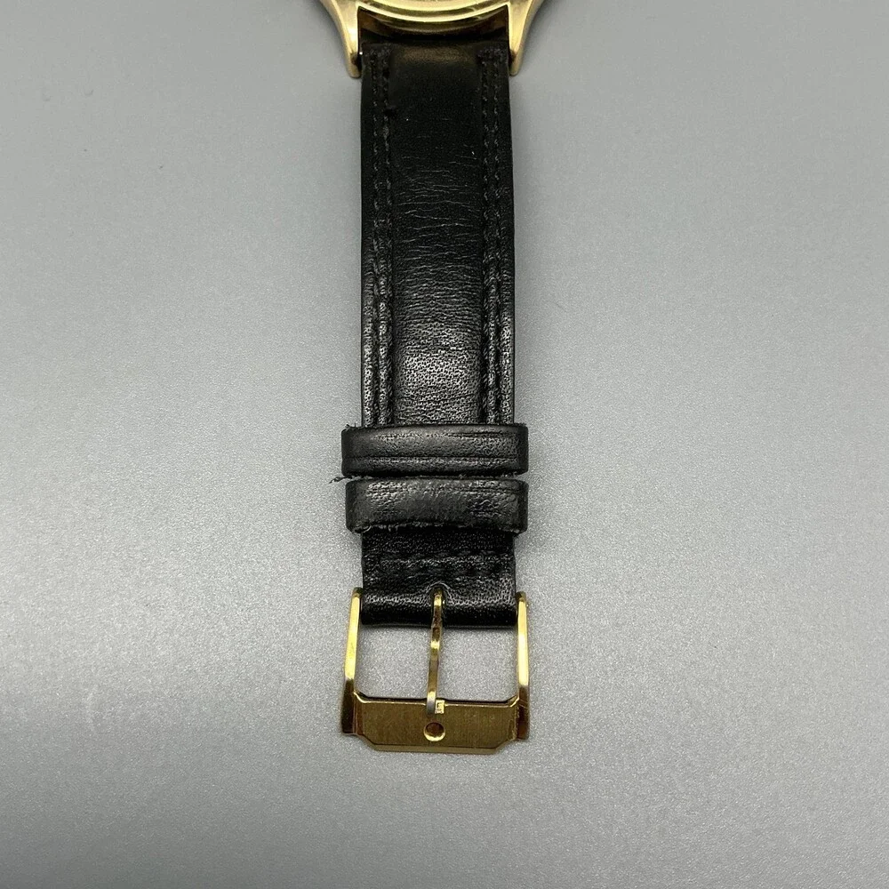 Movado see photos