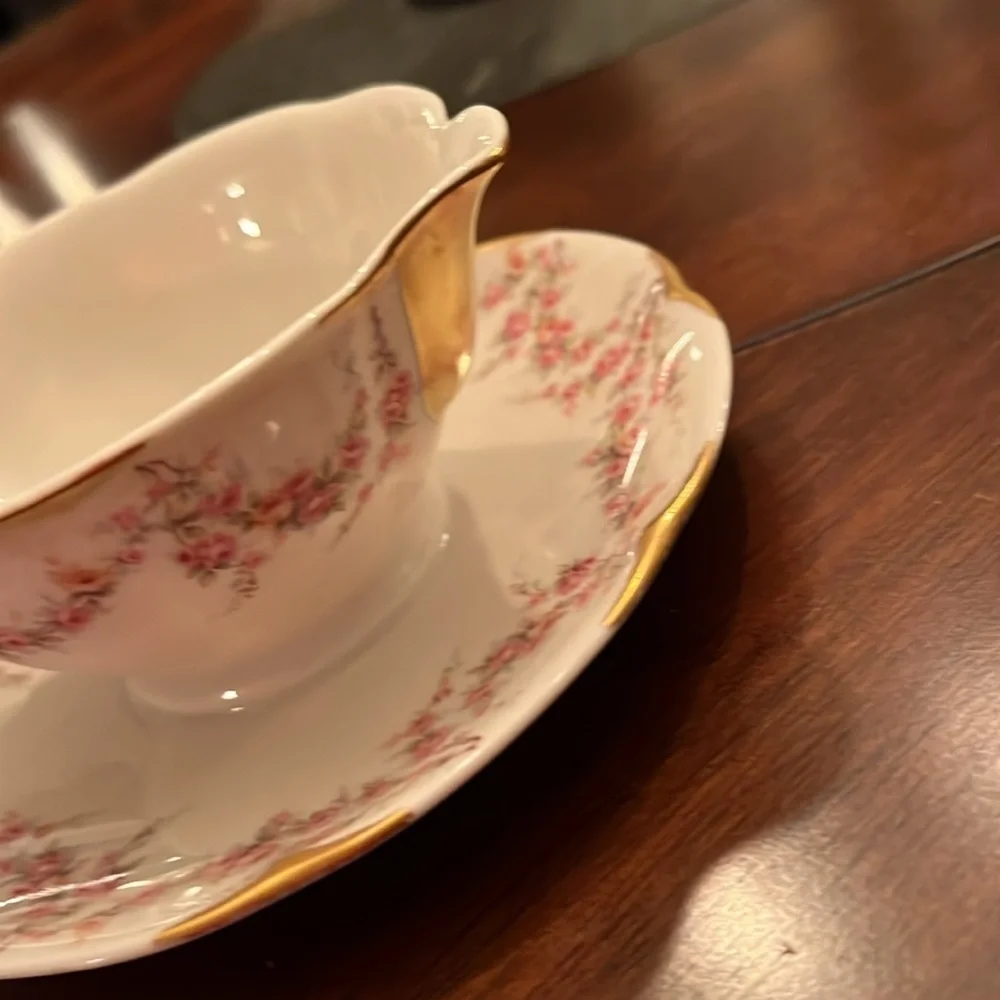 Haviland round gravy
