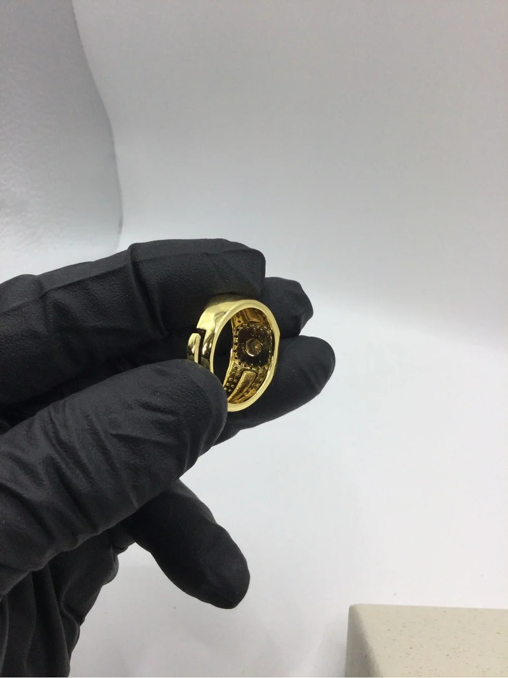 N/A bold gold
