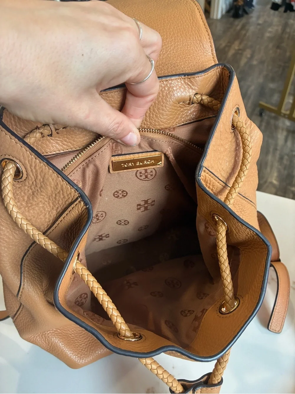 Tory Burch tory burch