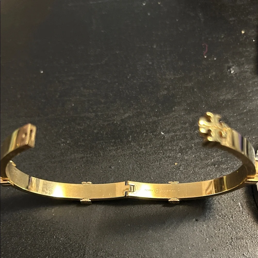 Tory Burch silver miller