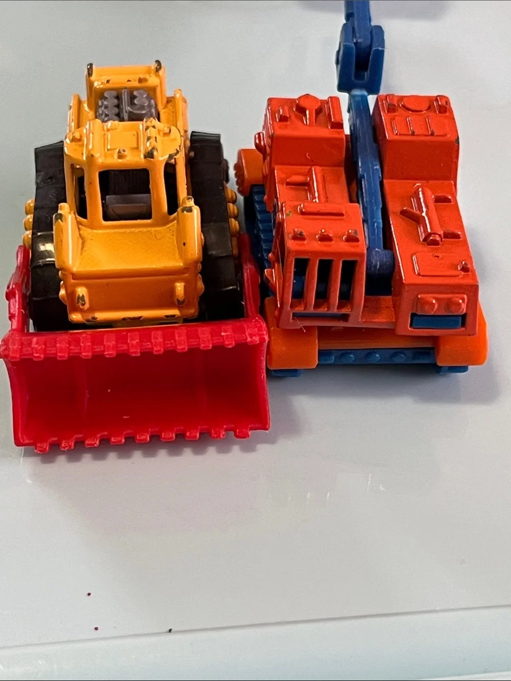 MATCHBOX bright yellow