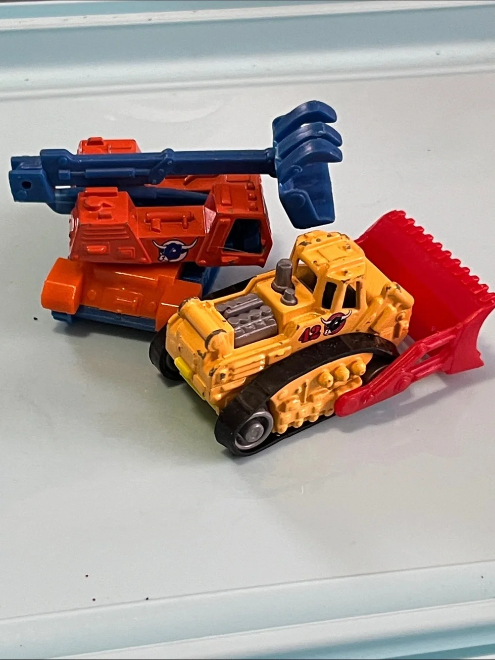MATCHBOX bright yellow