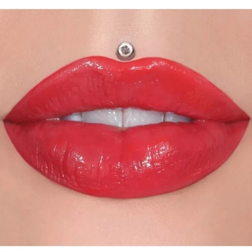 Jeffree Star this listing