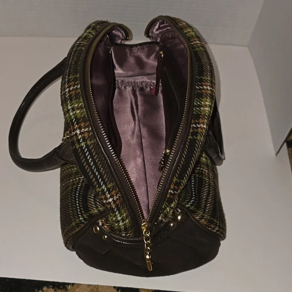 Juicy Couture by juicy approximately