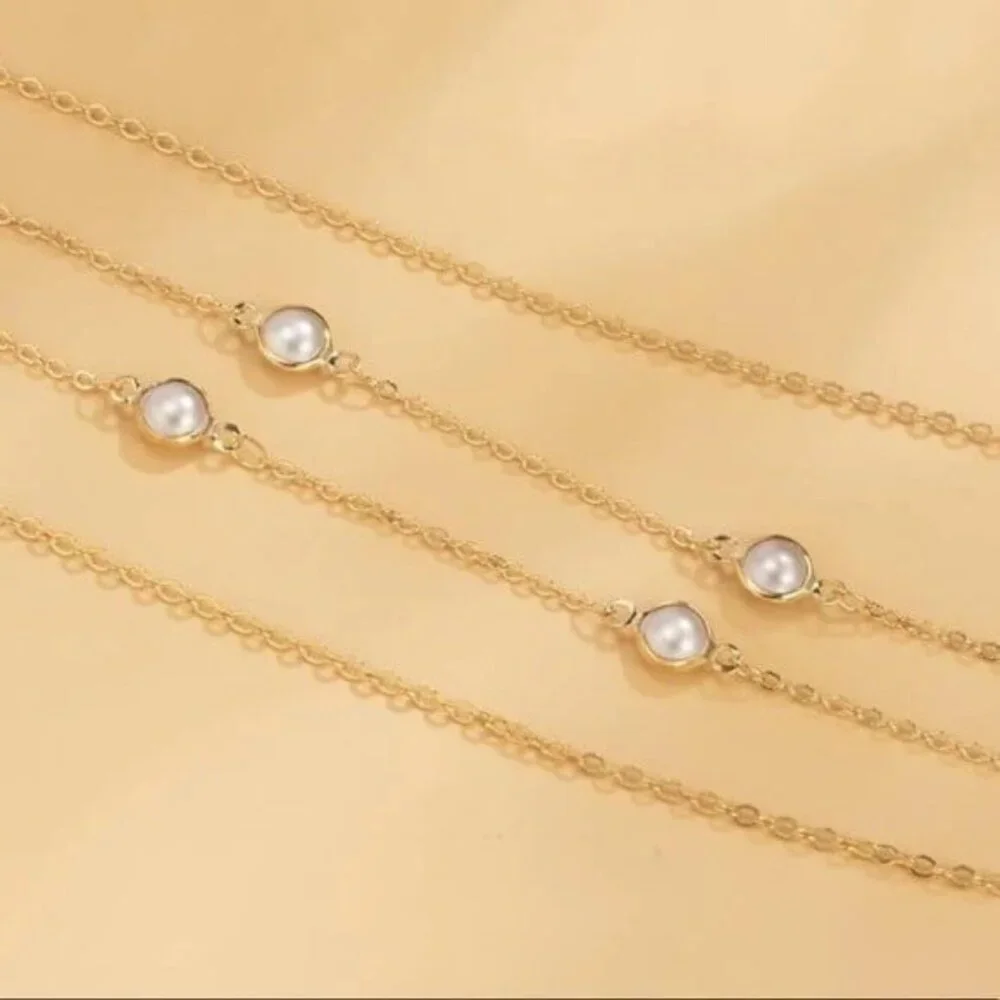 Boutique gold chain