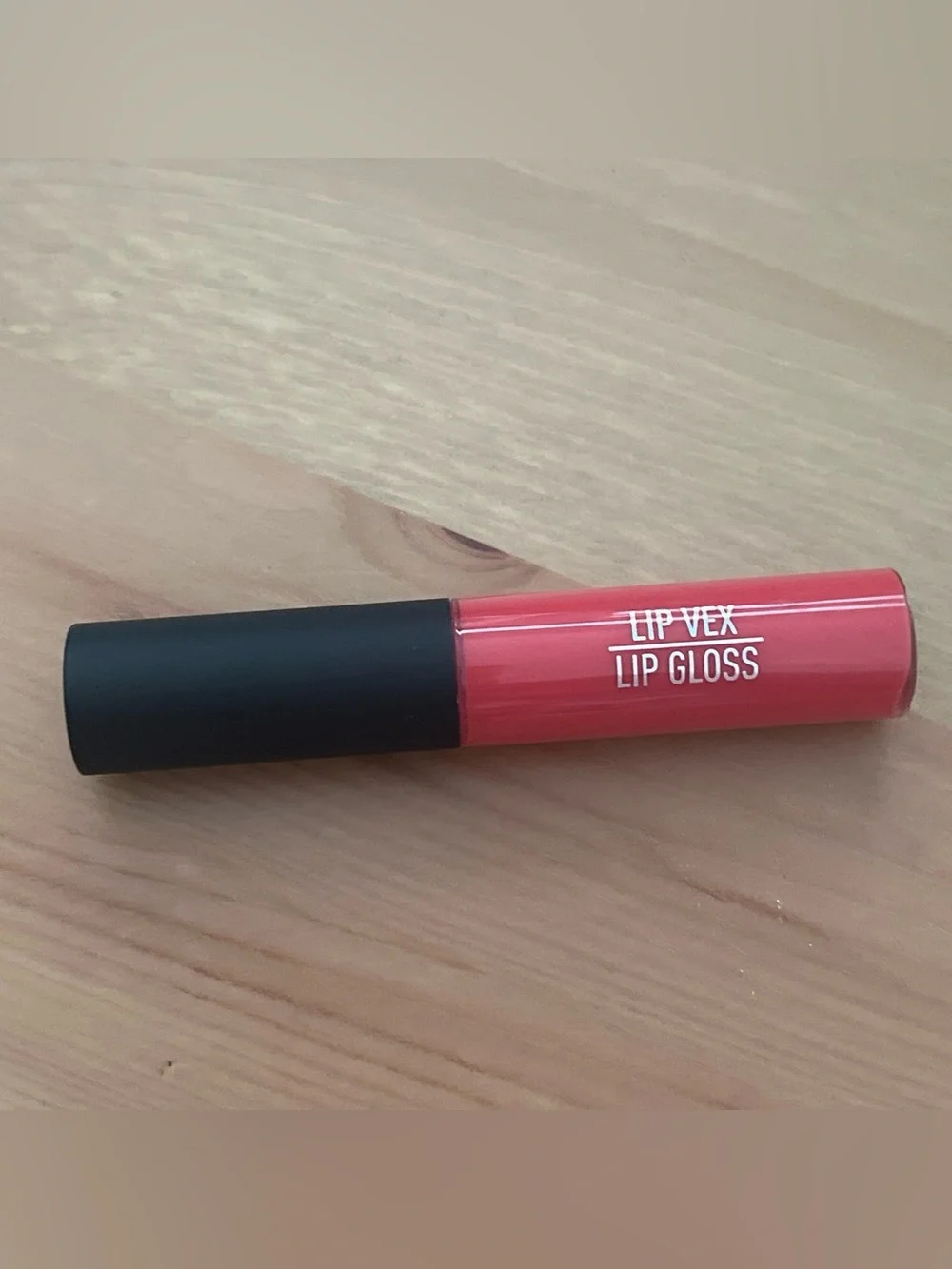 Sigma Beauty Lip Vex Gloss in Vivid