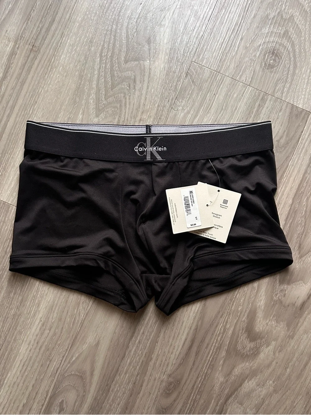 Calvin Klein calvin klein