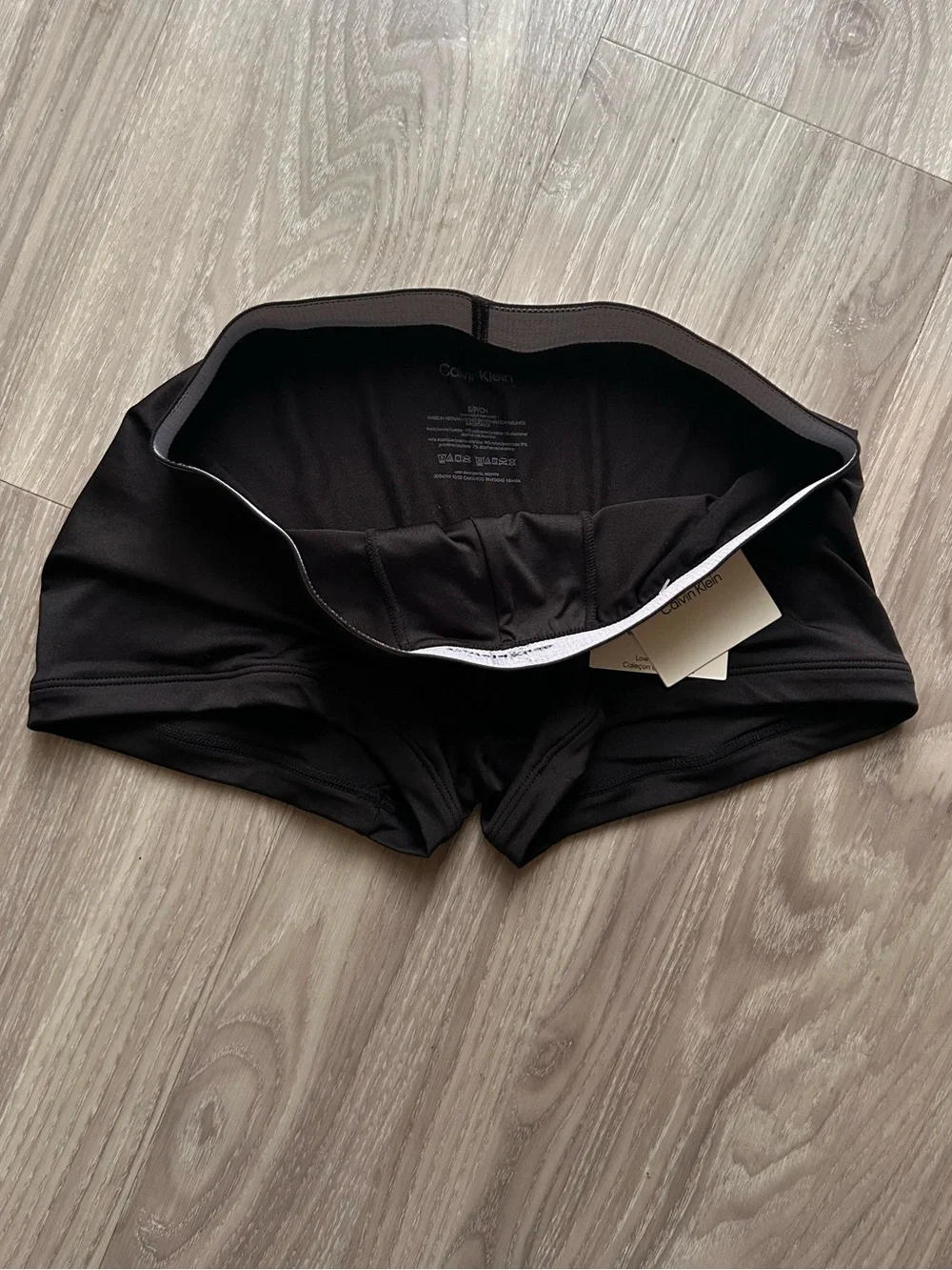 Calvin Klein calvin klein