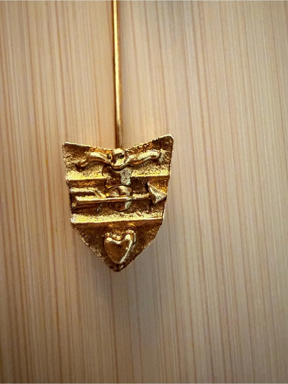 Vintage Gold Tone Heraldic Lion Stick Pin – Regal Crest Lapel Pin