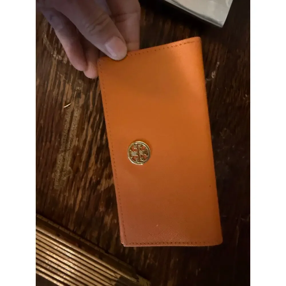 Tory Burch tory burch