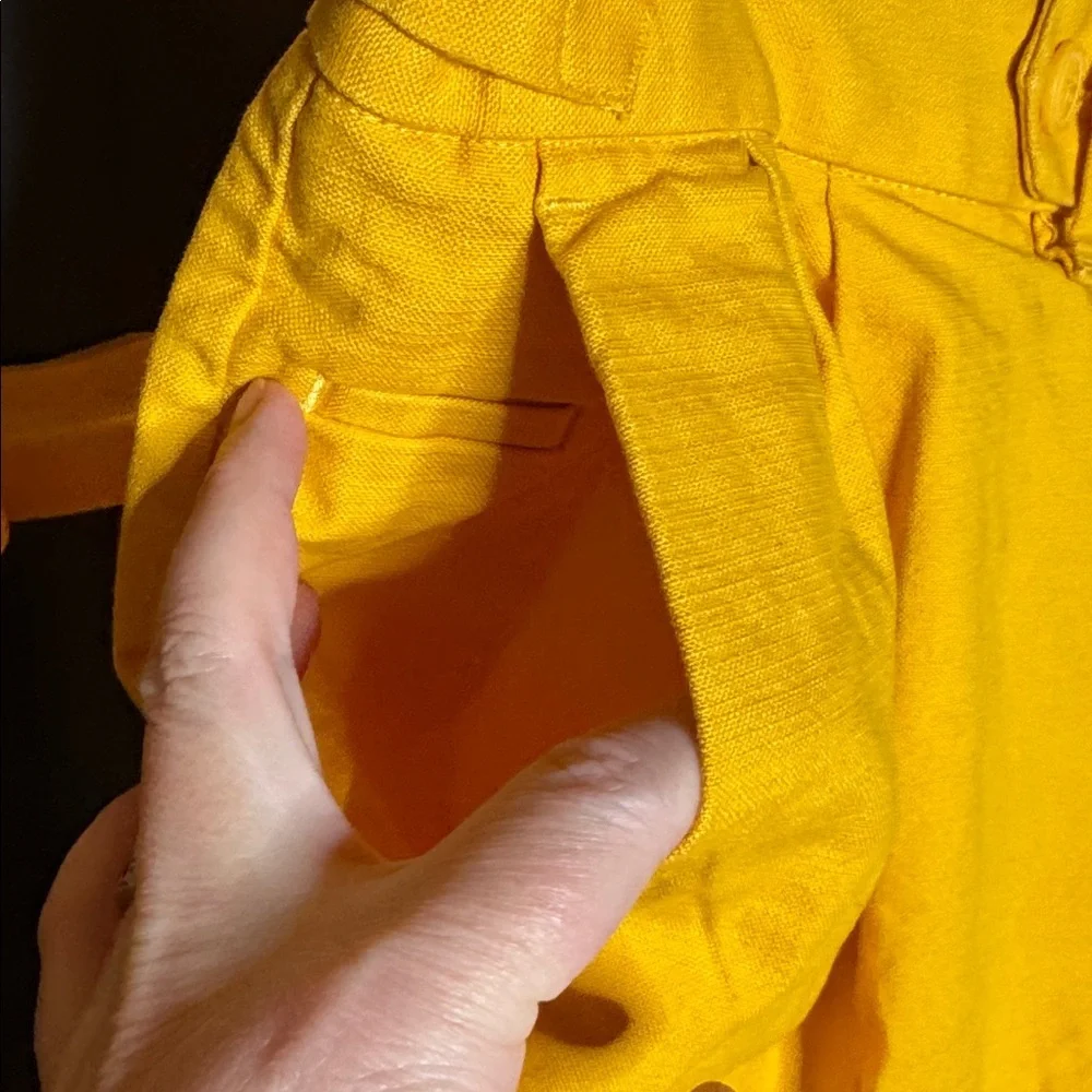 Banana Republic bright bold