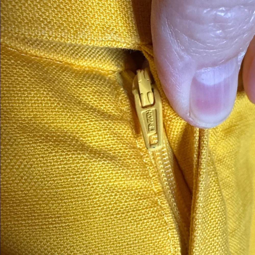 Banana Republic bright bold