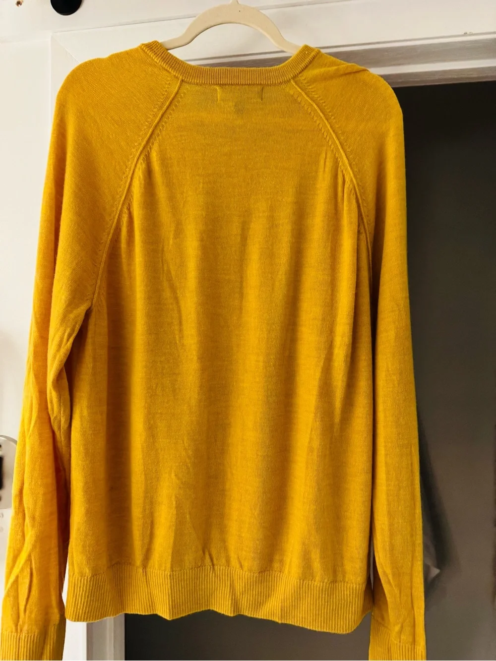 Banana Republic lightweight knit
