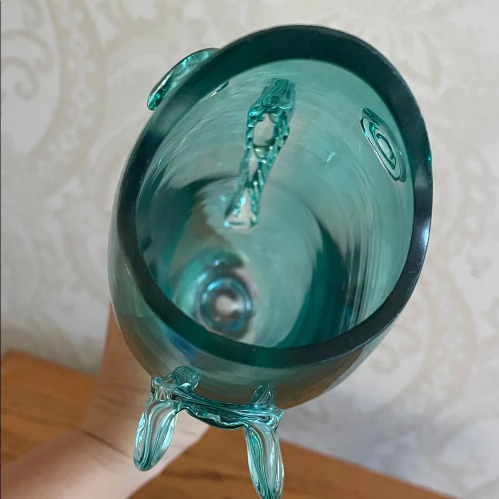 N/A elegant aqua