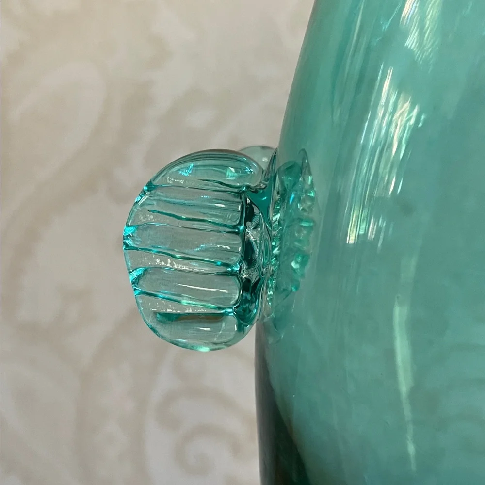 N/A elegant aqua