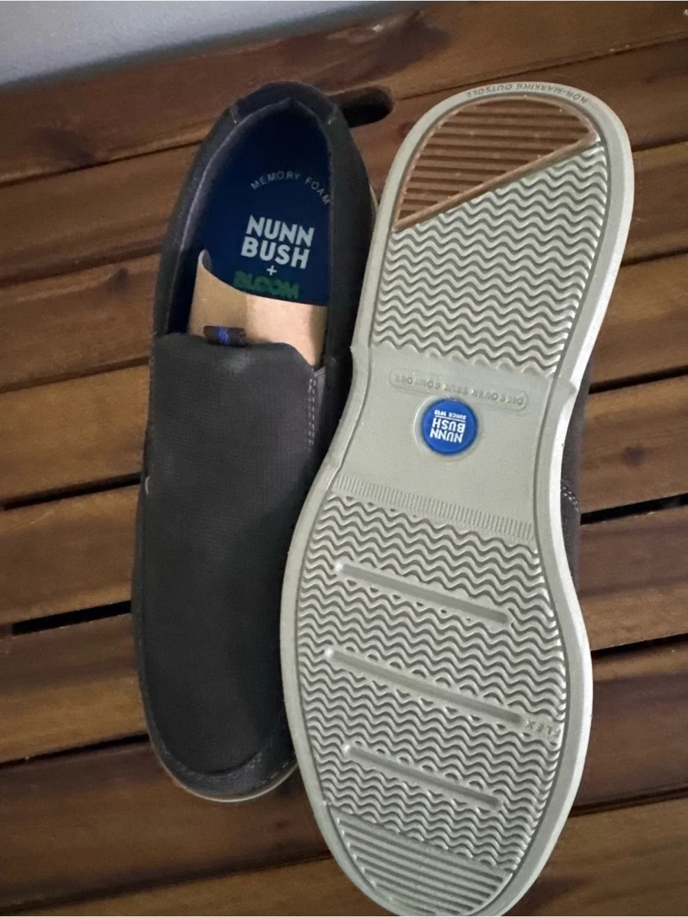 Nunn Bush casual slip