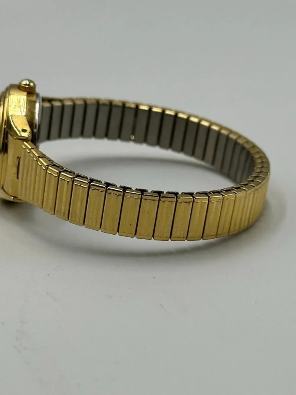 3/$30 Milan Watch Women Gold Tone Date Window Stretch Band New Battery 6.25 Inch