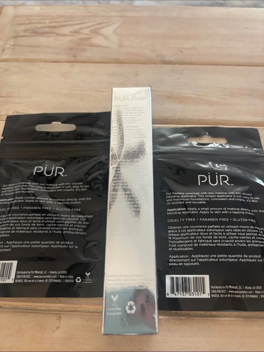 PÜR Pillow Blend Silicone Applicators & Oval Brush - 532