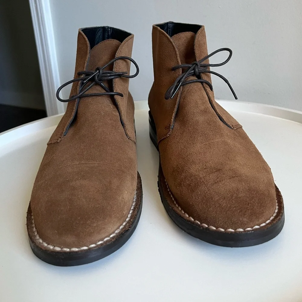 THURSDAY Everyday Scout Men’s Chukka Suede Boots Size 10