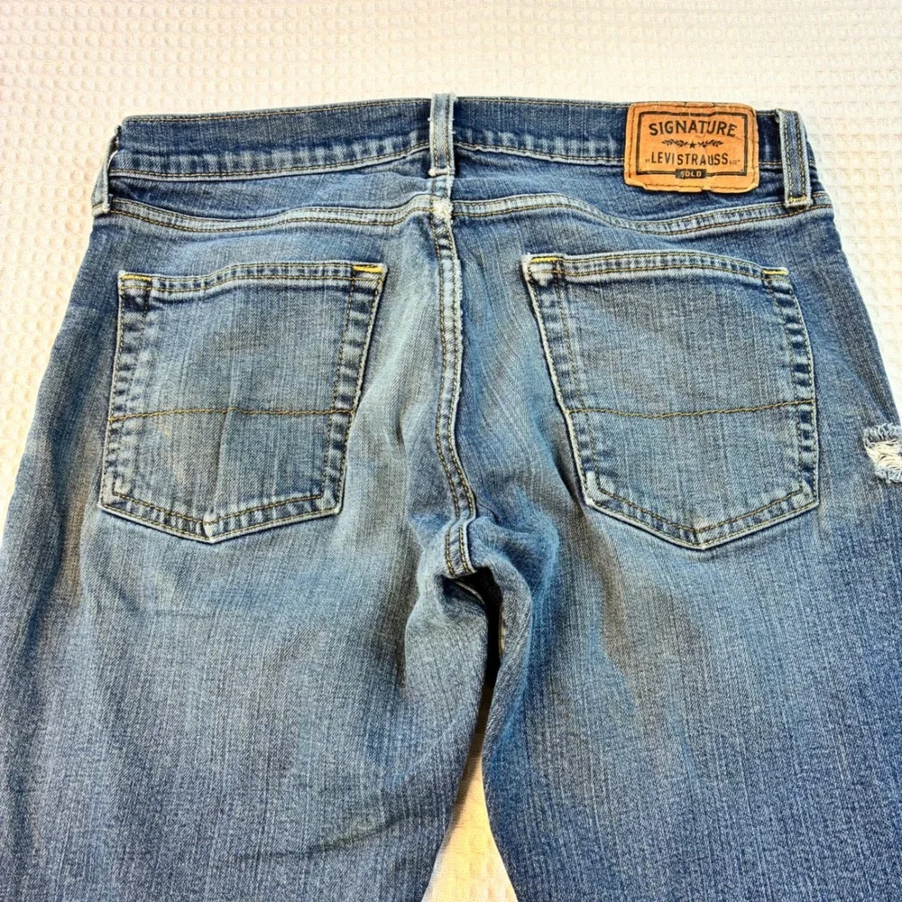 Signature by Levi Strauss & Co. Gold Label signature by