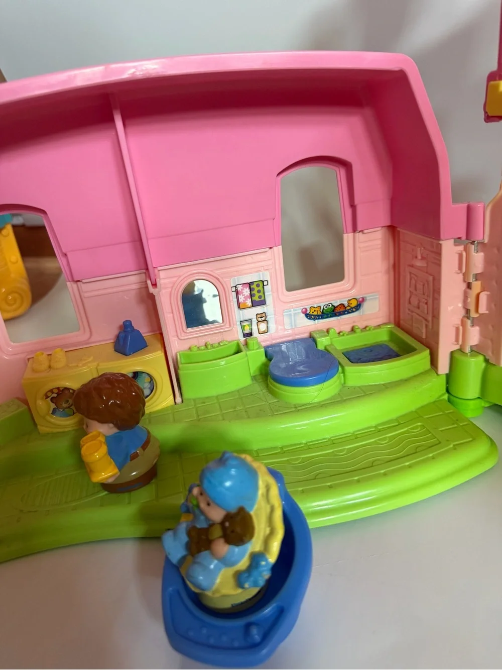 Fisher-Price Little People Happy Sounds Home Dollhouse
