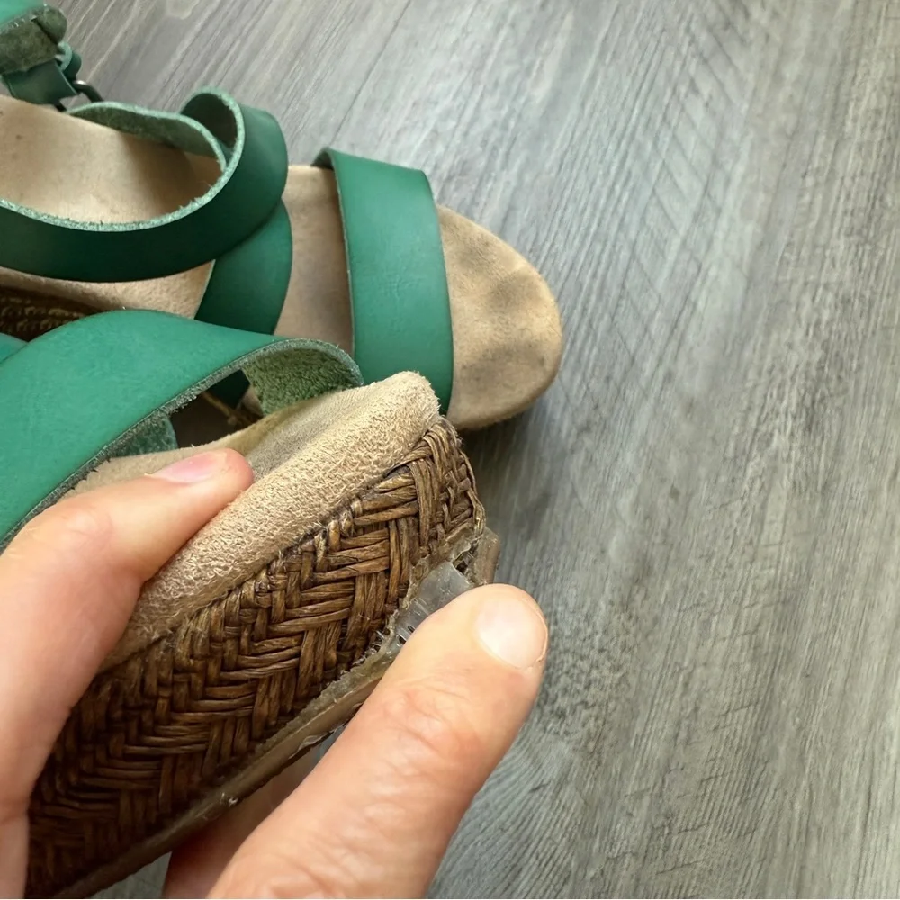 Daytrip moonstone wedge