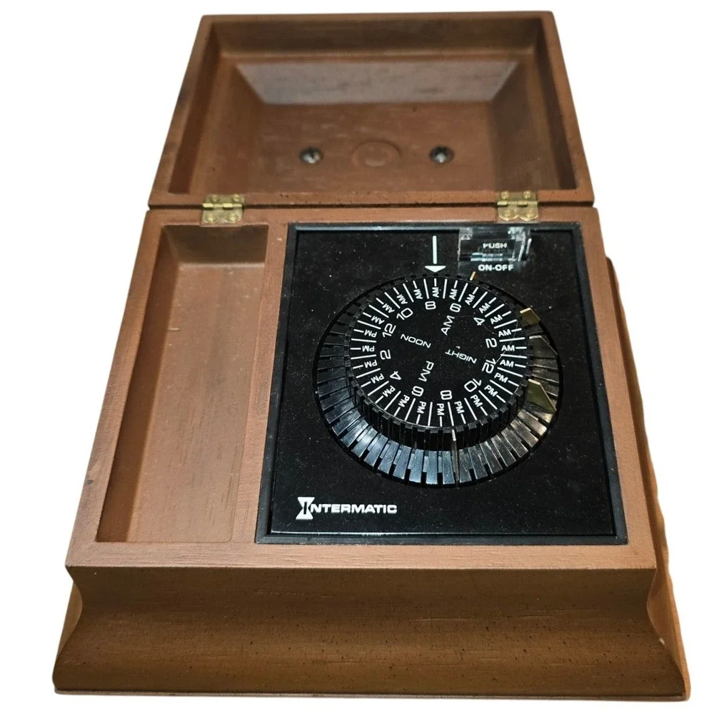 Intermatic Programmable Box‎ Timer Model EB-61 USA TESTED/WORKS Vintage MCM