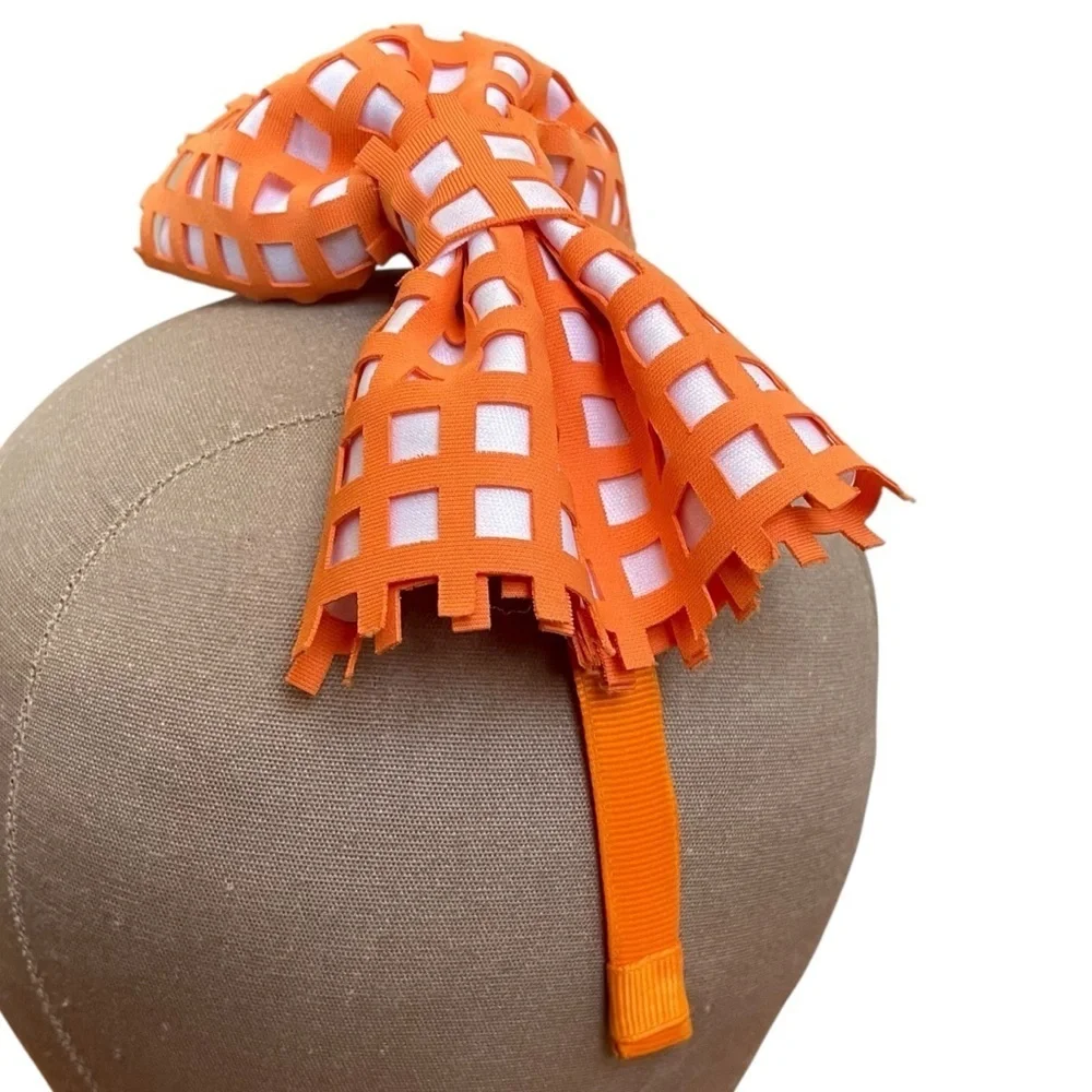 N/A orange bow