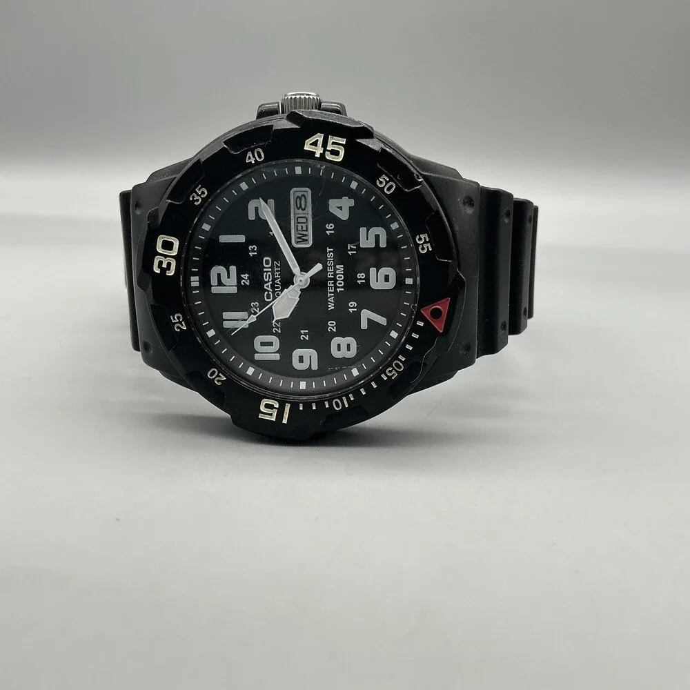 Casio see photos