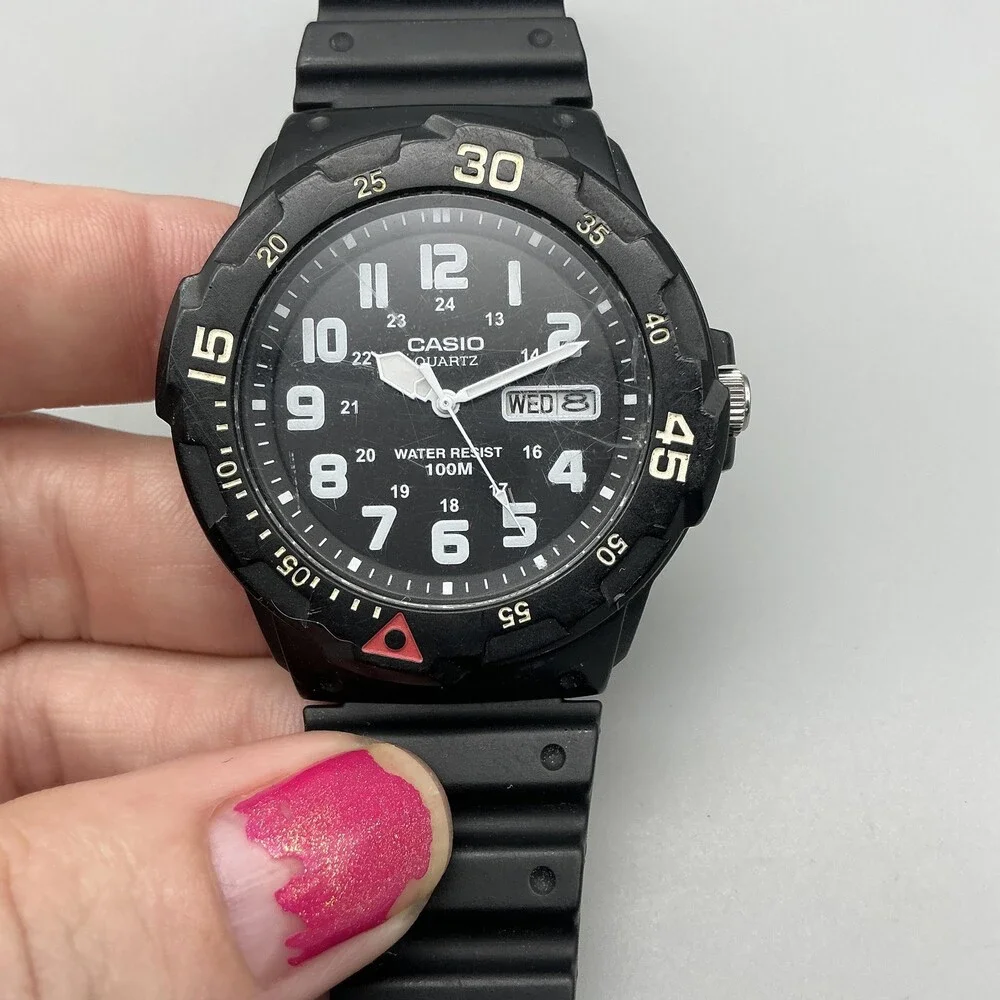 Casio see photos