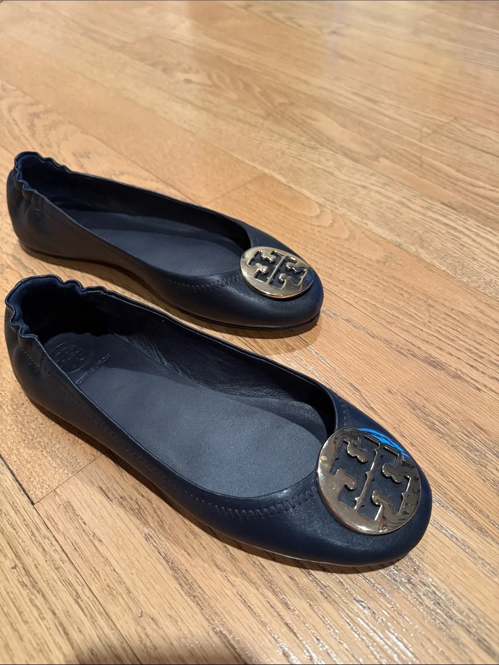 Tory Burch Navy Leather Logo Toe Ballet Flats with Gold Emblem