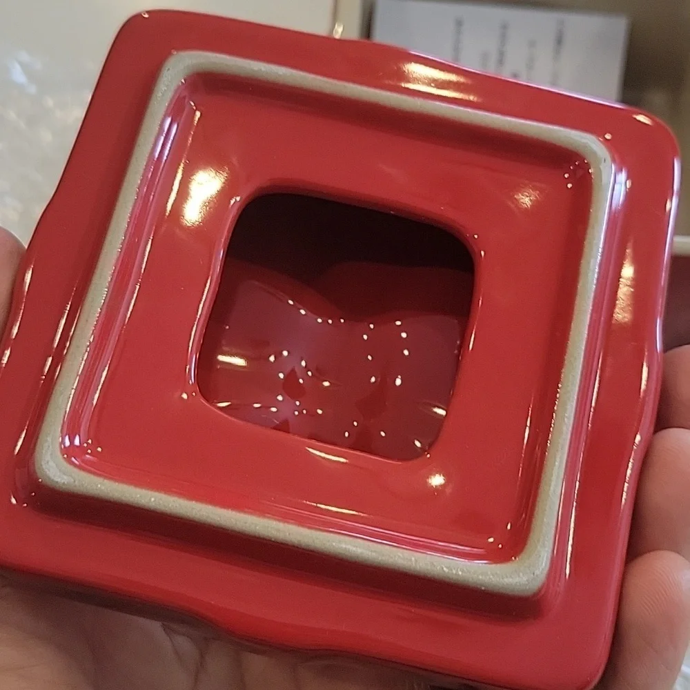 Le Creuset new retired