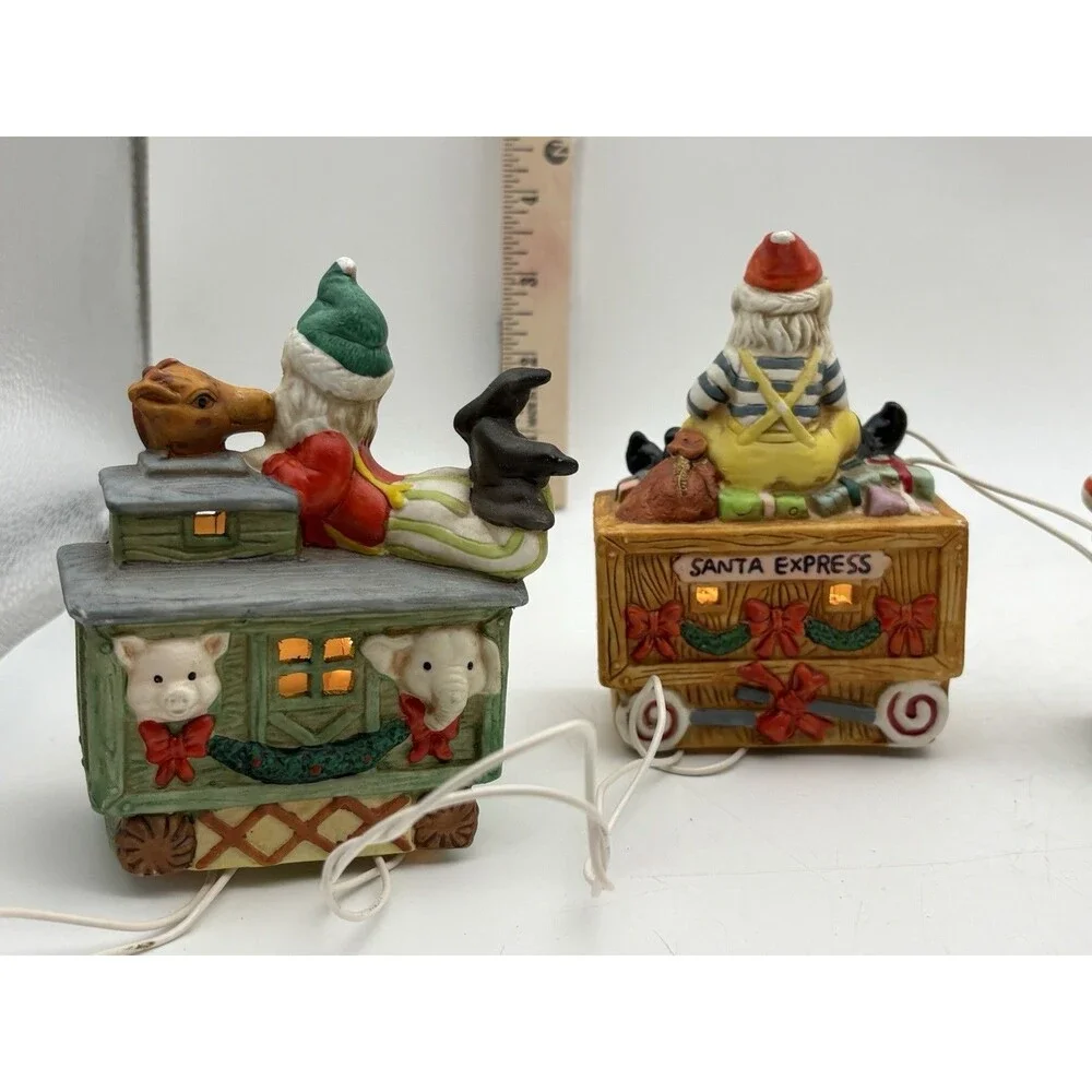 Vintage Santa Elf Christmas Lighted Train Set 5 Pc Ceramic Bisque w/ Box Works