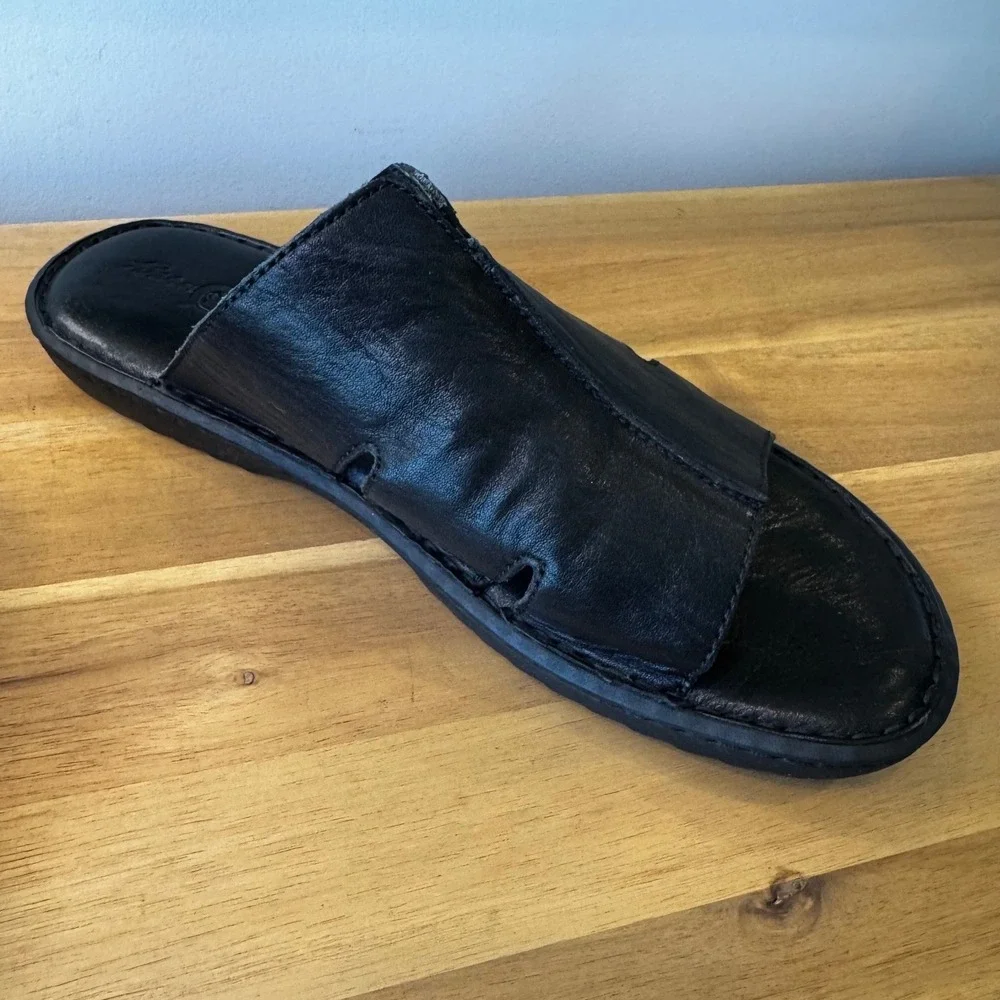 Born Crown Men 10 EU 44 Black Leather Slide Sandals Slip On Casual Resort Beach