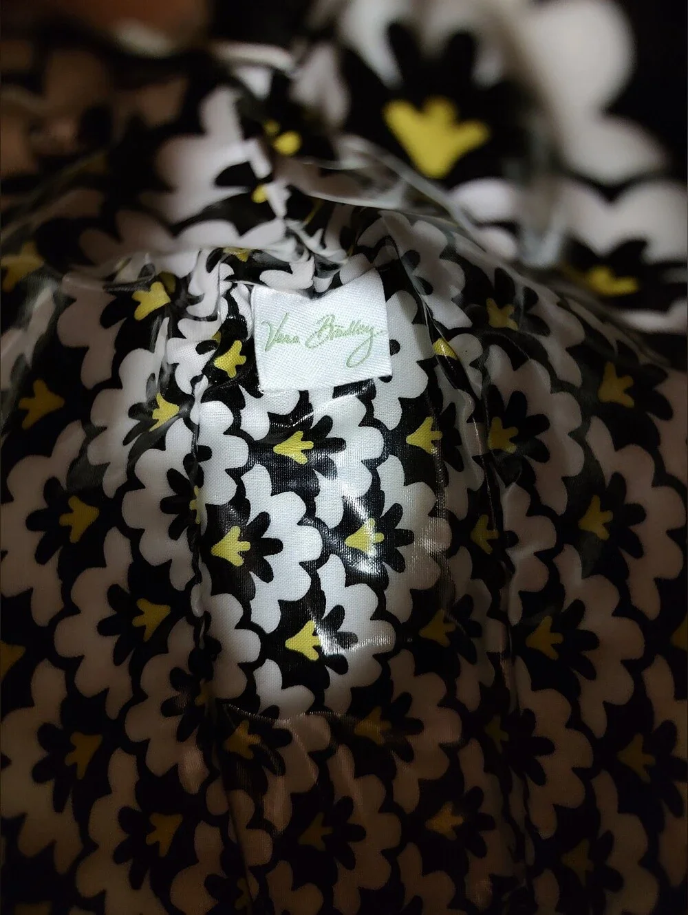 Vera Bradley stylish black