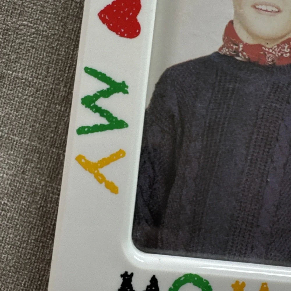 Vintage I Love My Mommy Plastic Picture Crayon Style Photo‎ 3.5 x 5.25