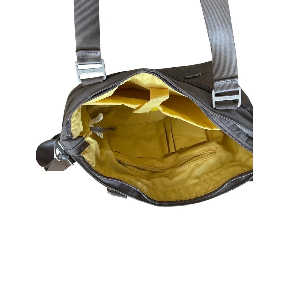 Baggallini laptop tote