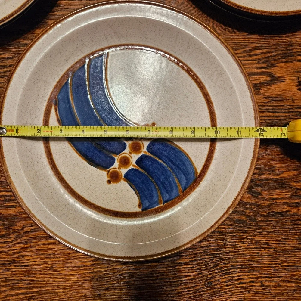 International China feature bold base