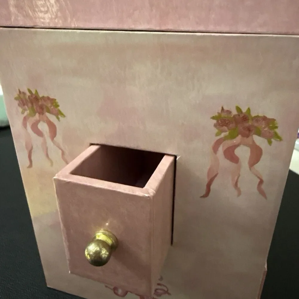 Enchantmints ballerina musical