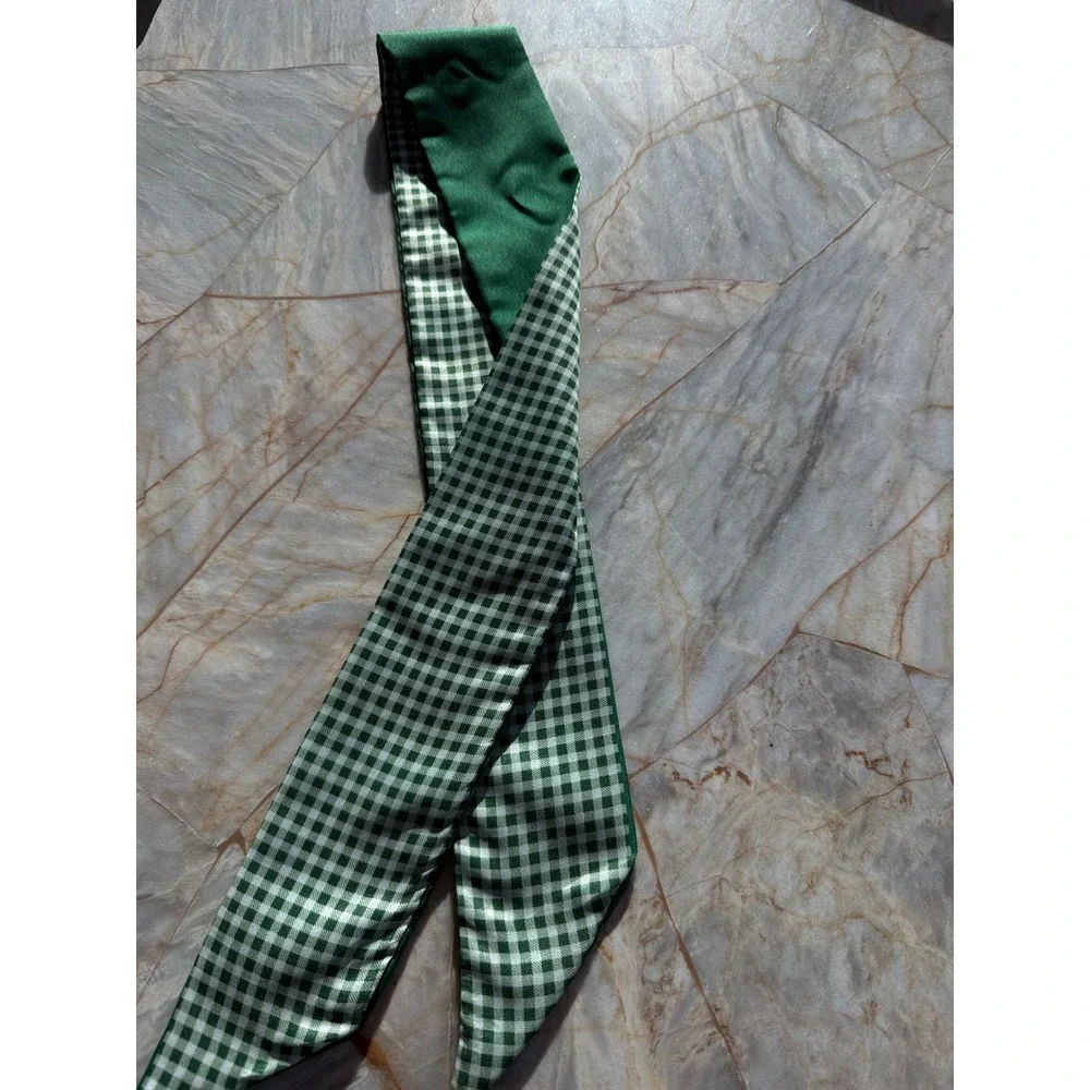 N/A green satin
