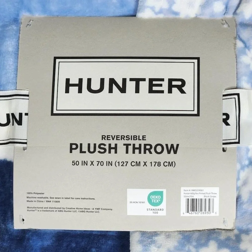 Hunter reversible plush