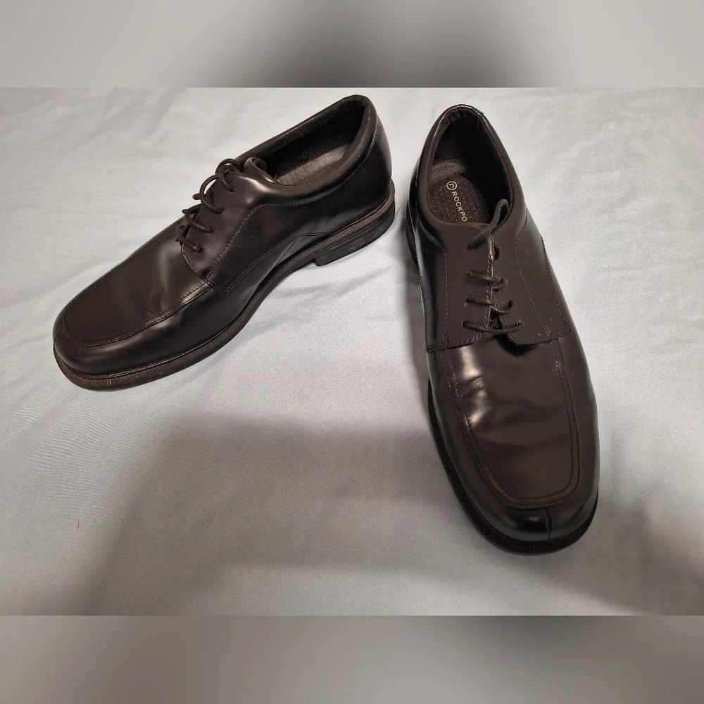Rockport adiprene mens size 10 leather Derby loafers. EUC.