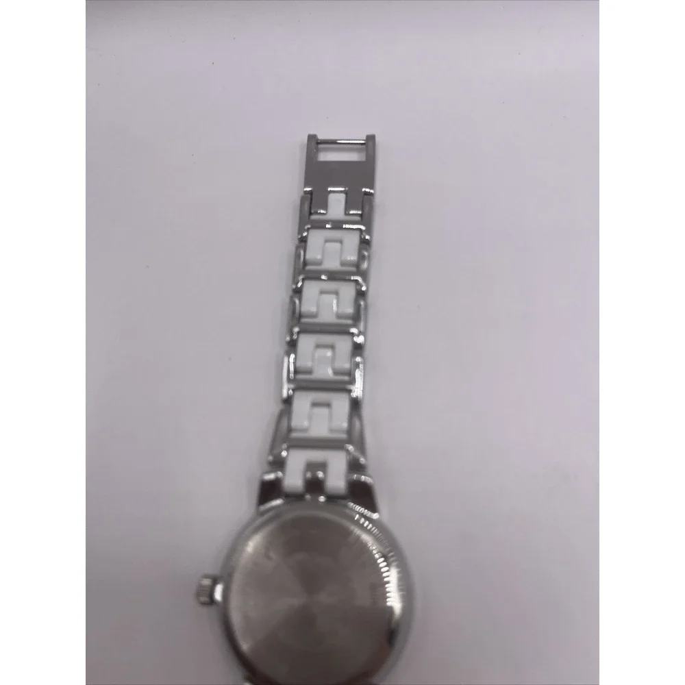 Anne Klein anne klein