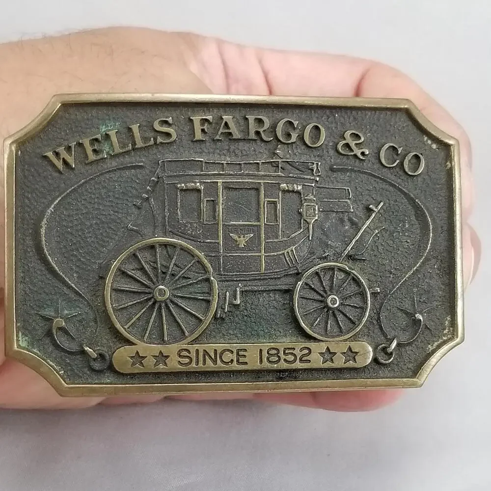 N/A vintage belt