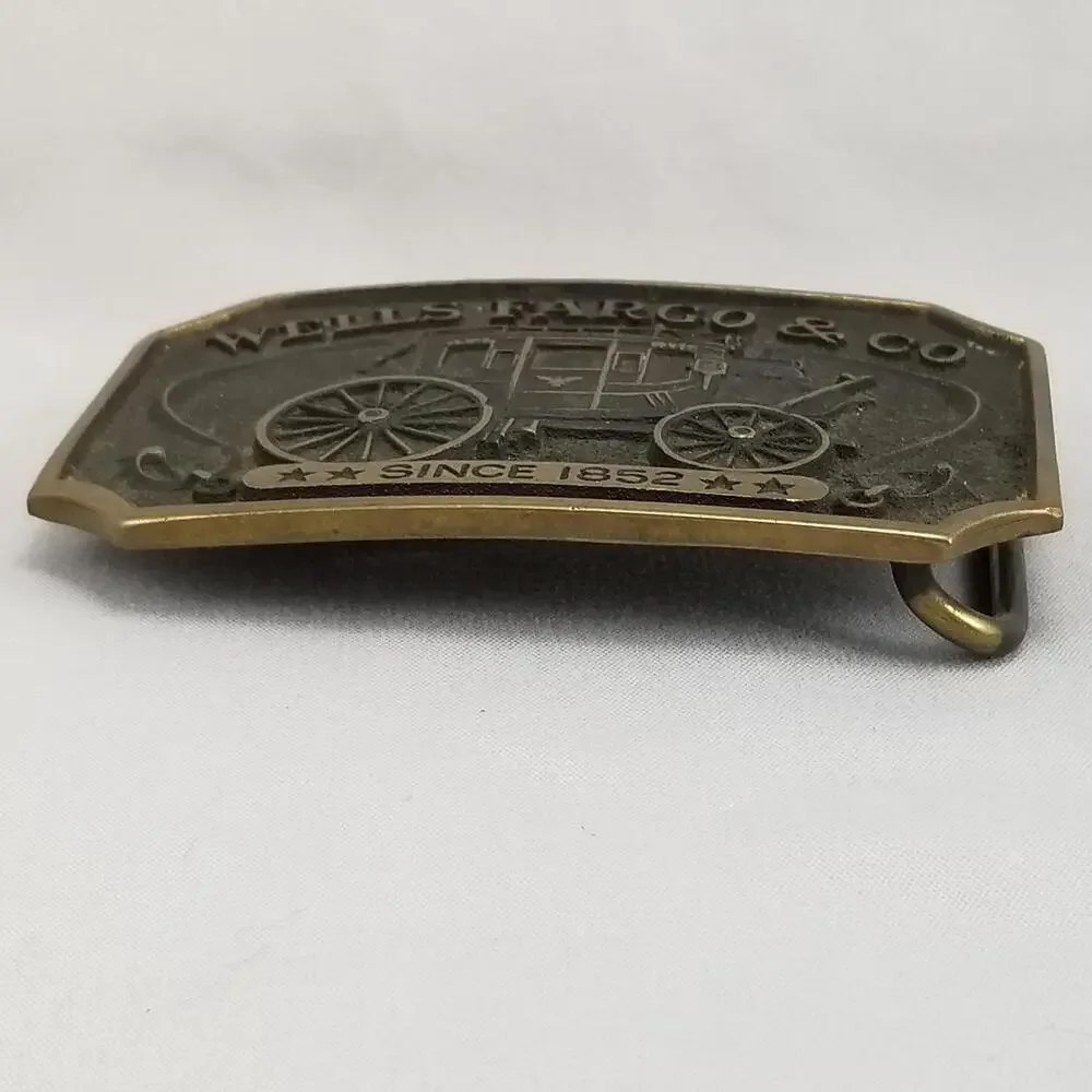 N/A vintage belt