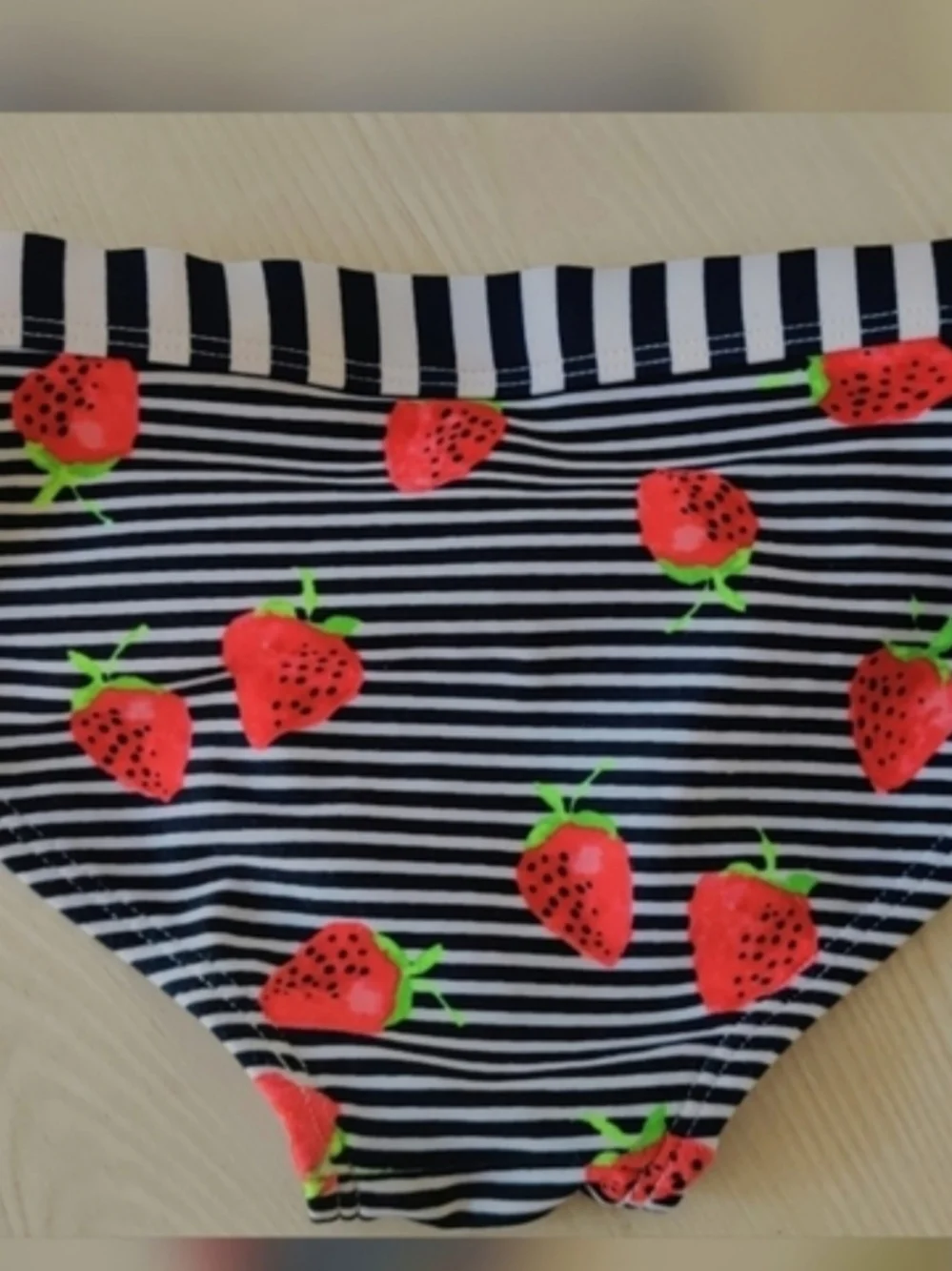 Cat & Jack Girls Blue striped w/Red Strwberries 2 piece Bikini Size S(6/6X)