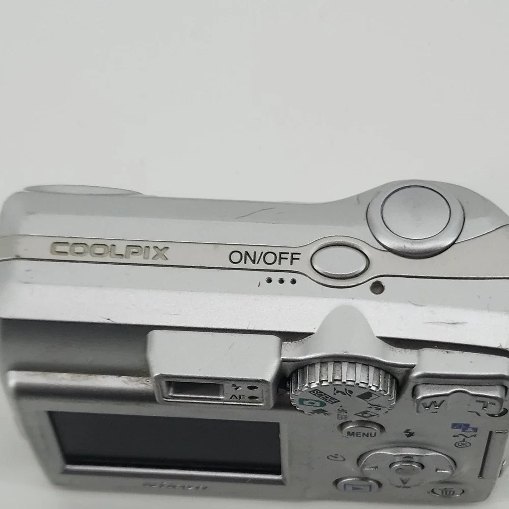 Olympus Stylus 850 SW & Nikon Coolpix 4600 Digital Camera Lot Tested Read